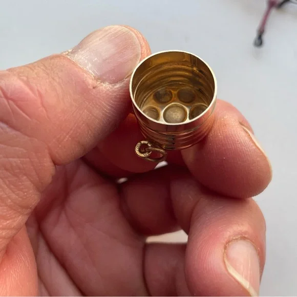 14K Yellow Gold Drum Charm Pendant 6.30 grams Vintage - Picture 15 of 16
